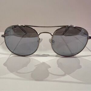Silver Aviator Sunglasses – Grey Lens
